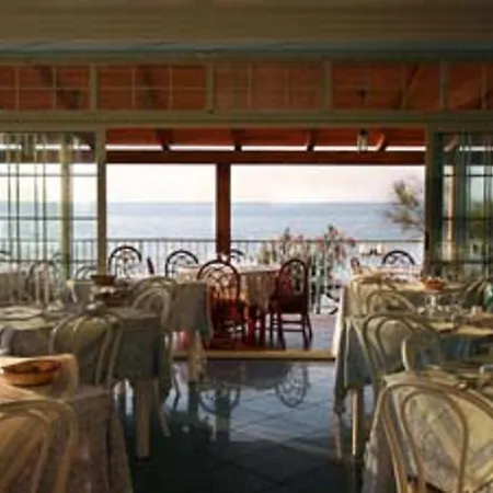 Baia Tropea Resort-3